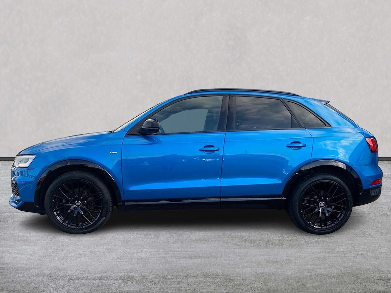 Used Audi Q3 2017 for sale - 76057905: Photo 19