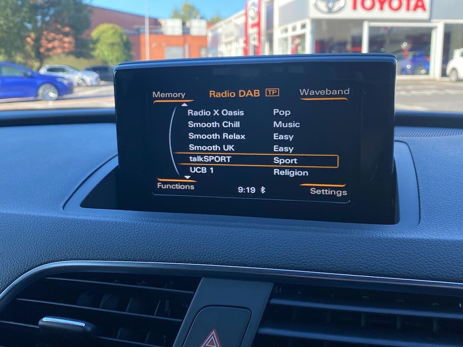 Used Audi Q3 2017 for sale - 76057905: Photo 23