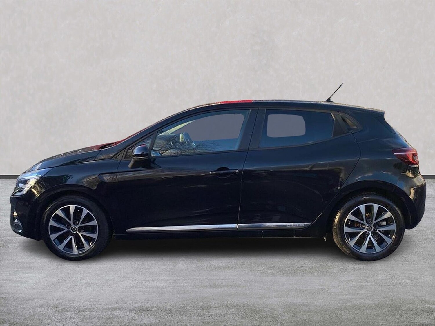 Used Renault Clio 2020 for sale - 76628123: Photo 19