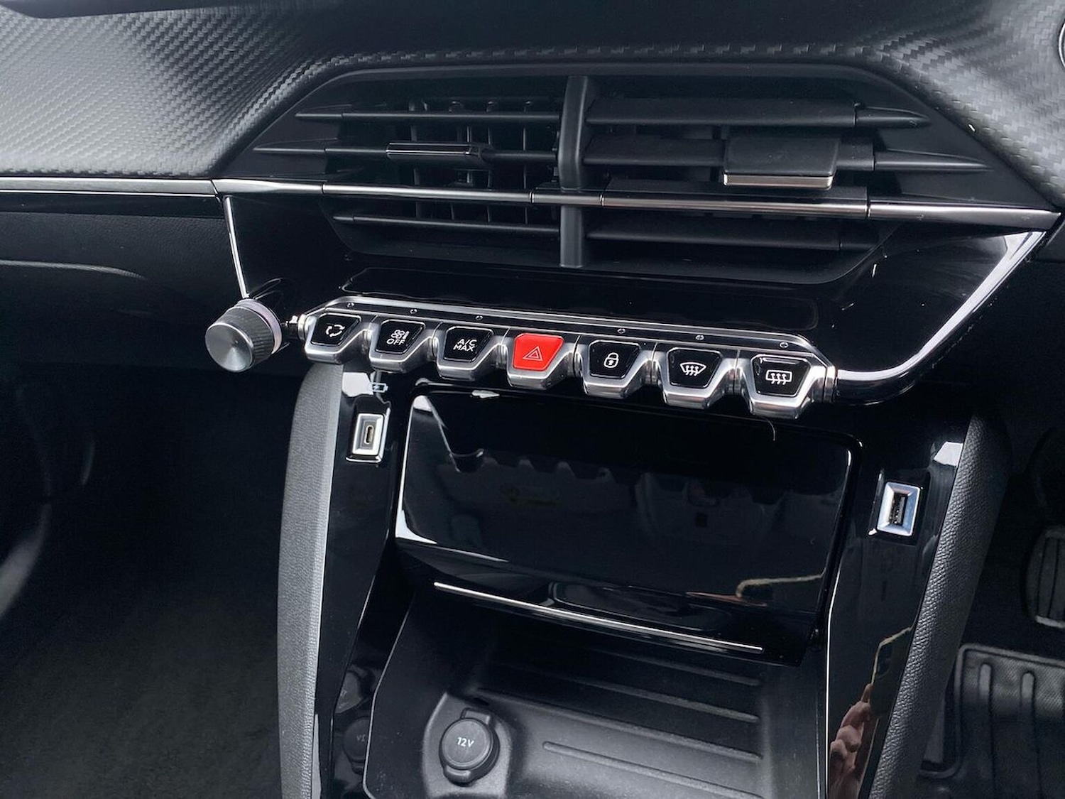 Used Peugeot 2008 2022 for sale - 77676355: Photo 12