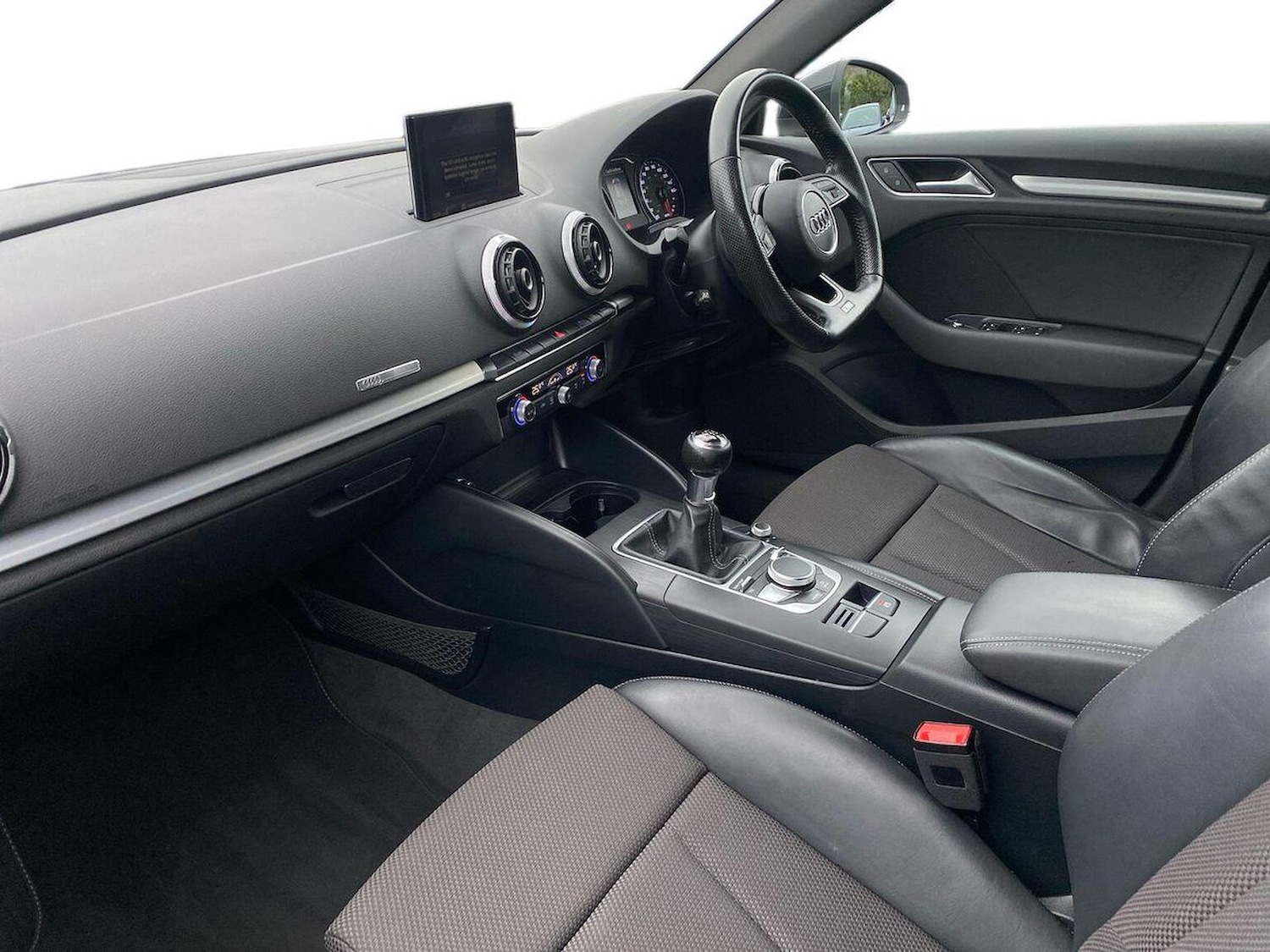 Used Audi A3 2016 for sale - 76643652: Photo 7