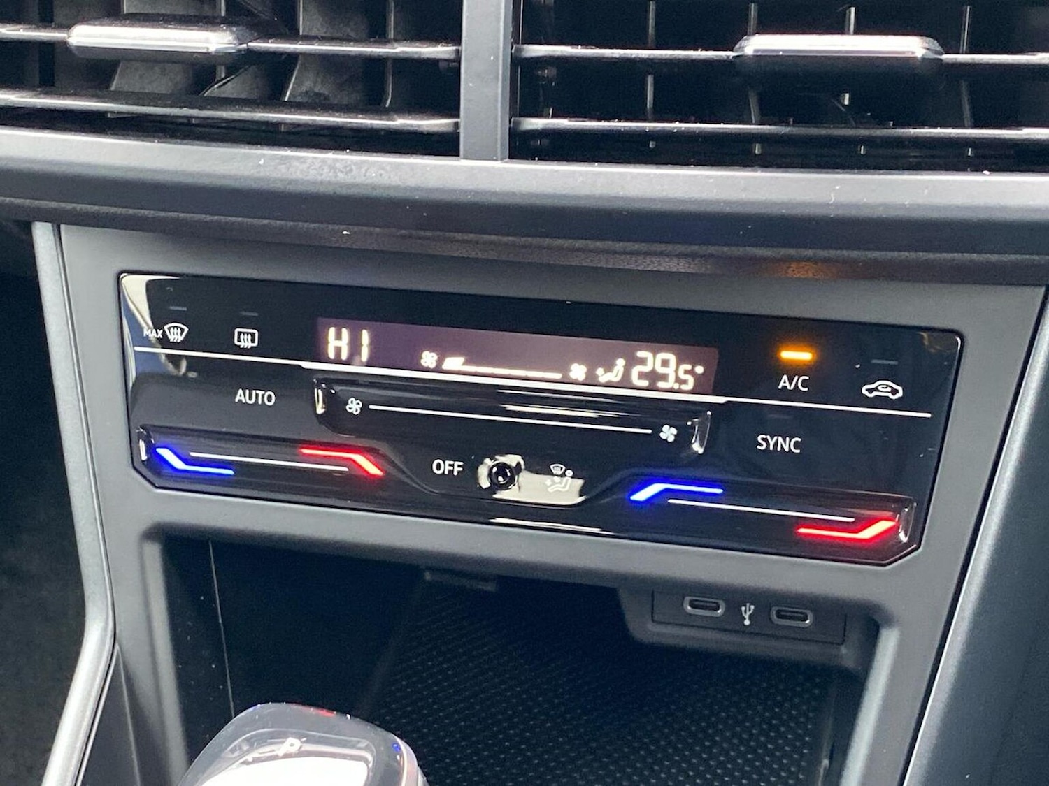 Used Volkswagen Polo 2023 for sale - 76107091: Photo 12