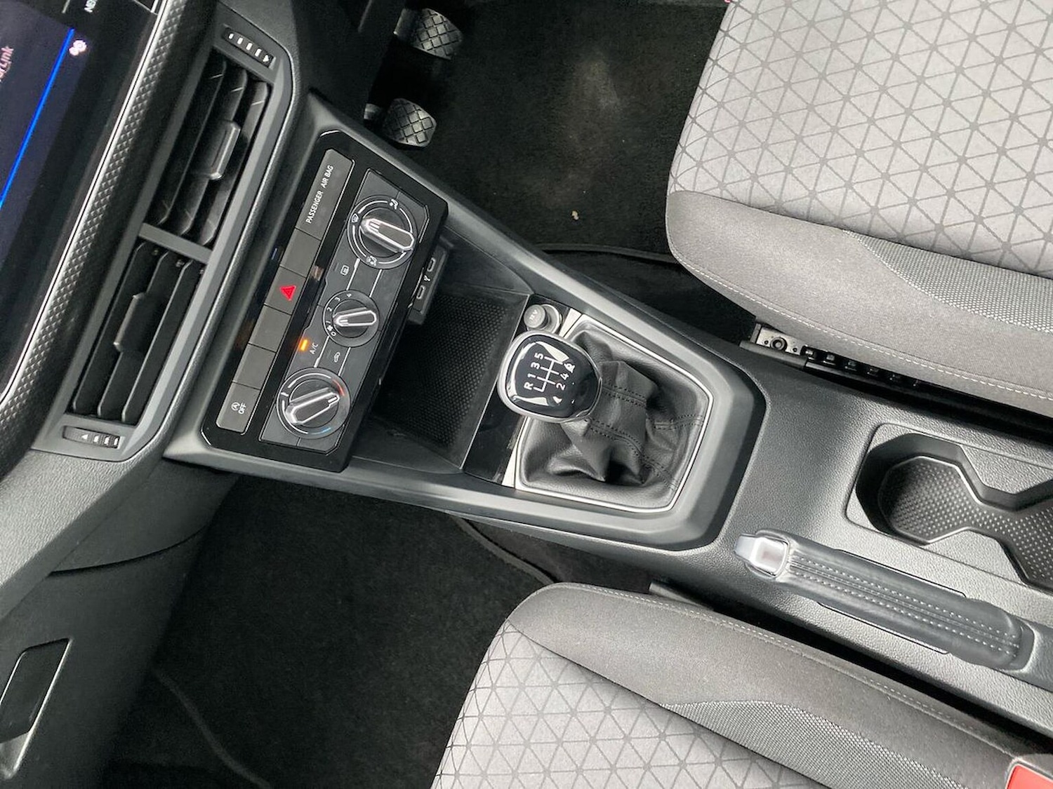 Used Volkswagen T-Cross 2023 for sale - 76107107: Photo 13