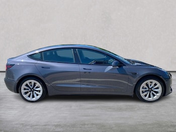 Used Tesla Model 3 2021 for sale - 75490433: Photo