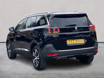 Used Peugeot 5008 2023 for sale - 79054438: Photo