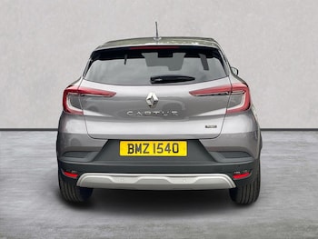 Used Renault Captur 2023 for sale - 79545722: Photo