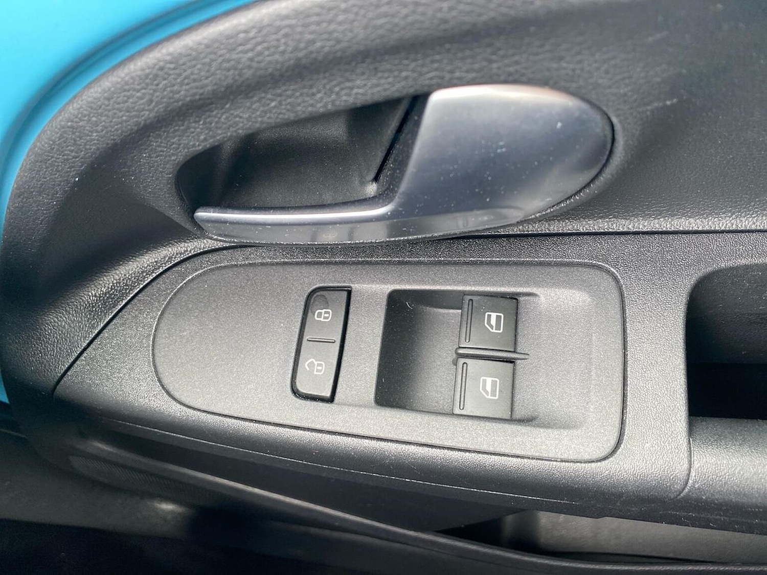 Used Volkswagen up! 2021 for sale - 78202115: Photo 23