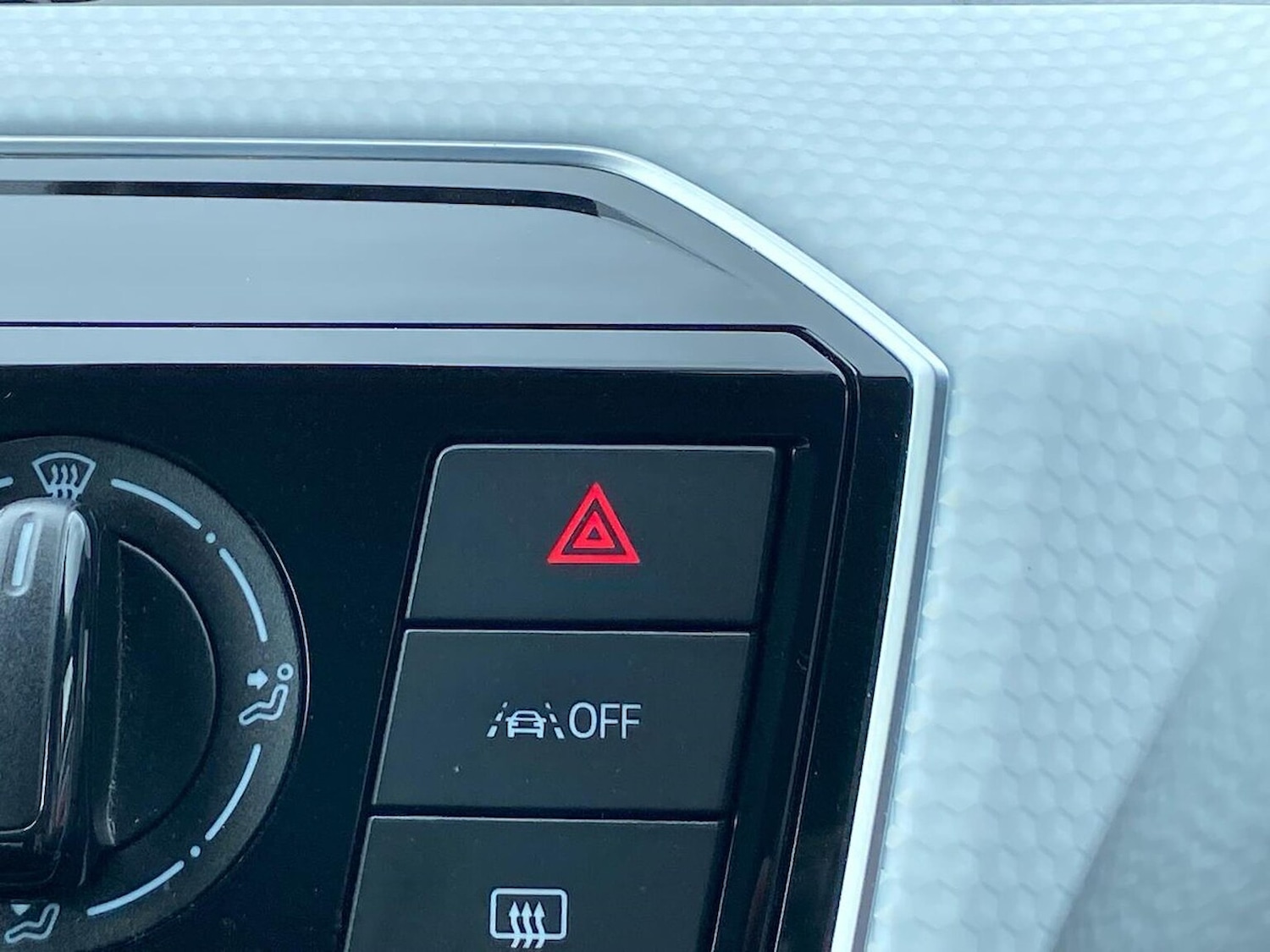 Used Volkswagen up! 2021 for sale - 78202115: Photo 24