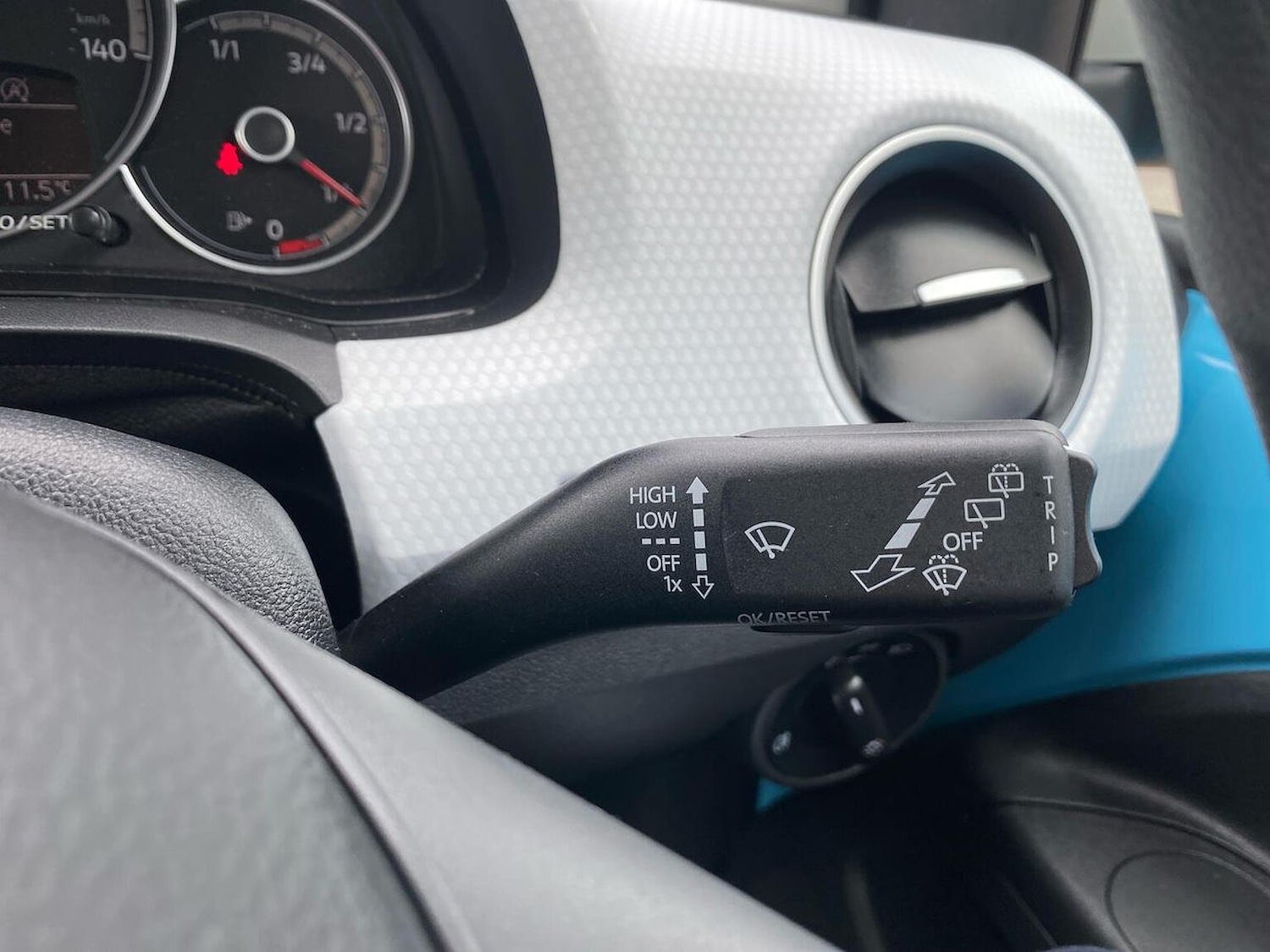 Used Volkswagen up! 2021 for sale - 78202115: Photo 28