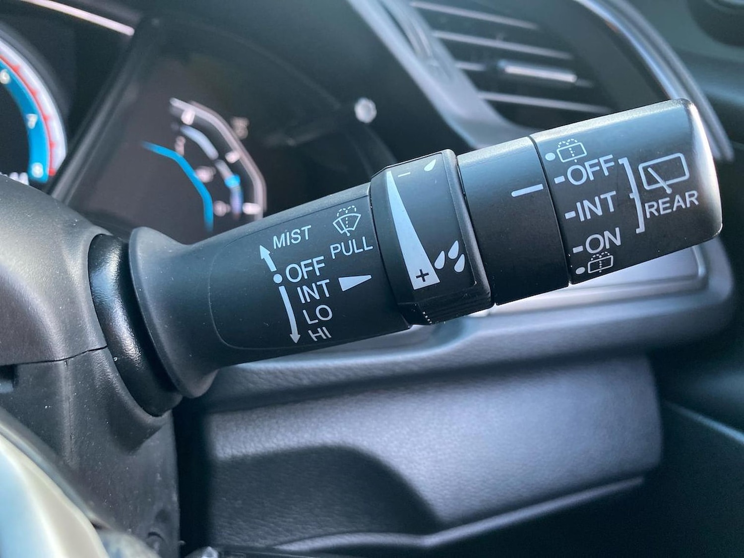 Used Honda Civic 2018 for sale - 76957531: Photo 26