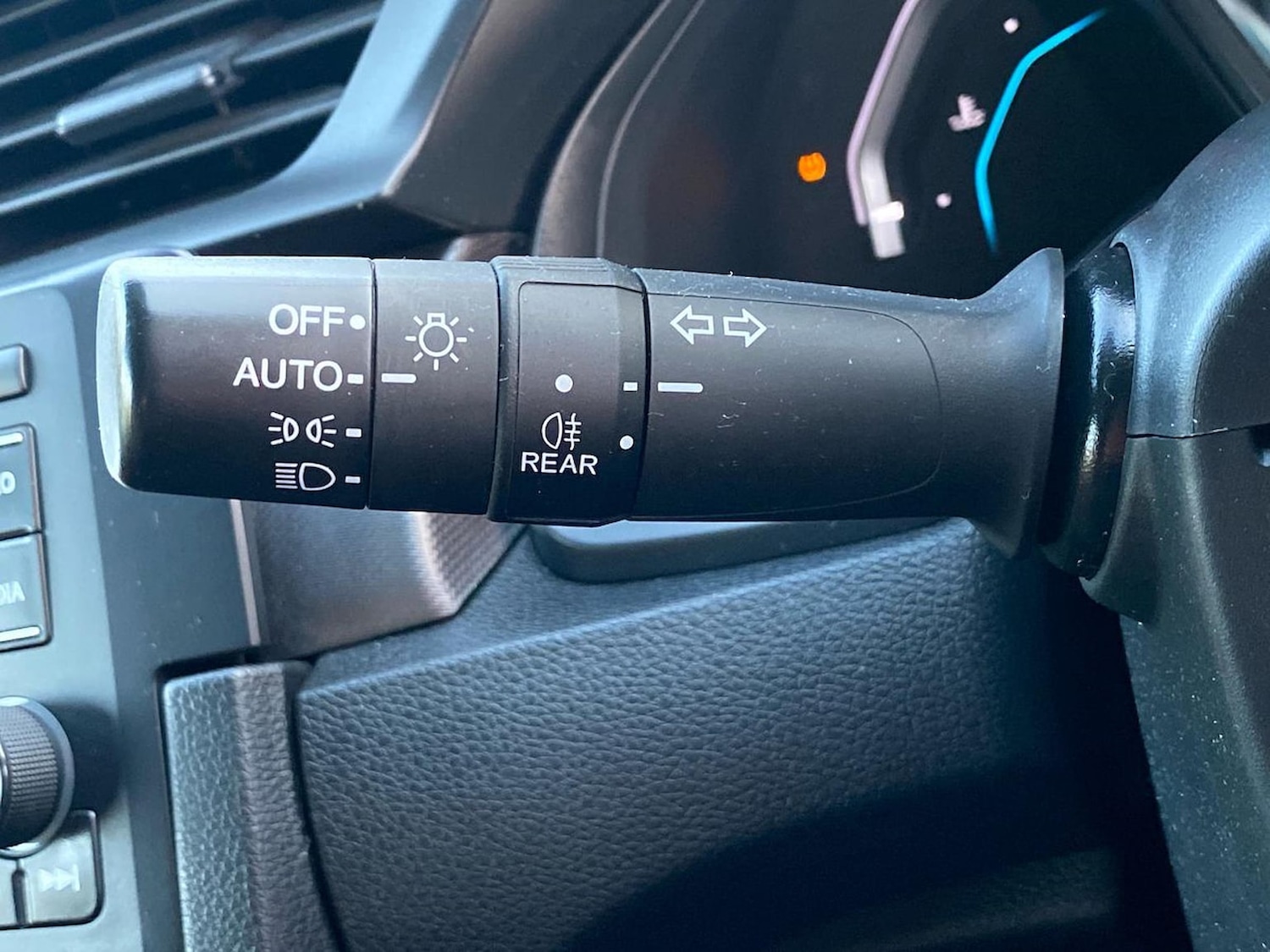 Used Honda Civic 2018 for sale - 76957531: Photo 27