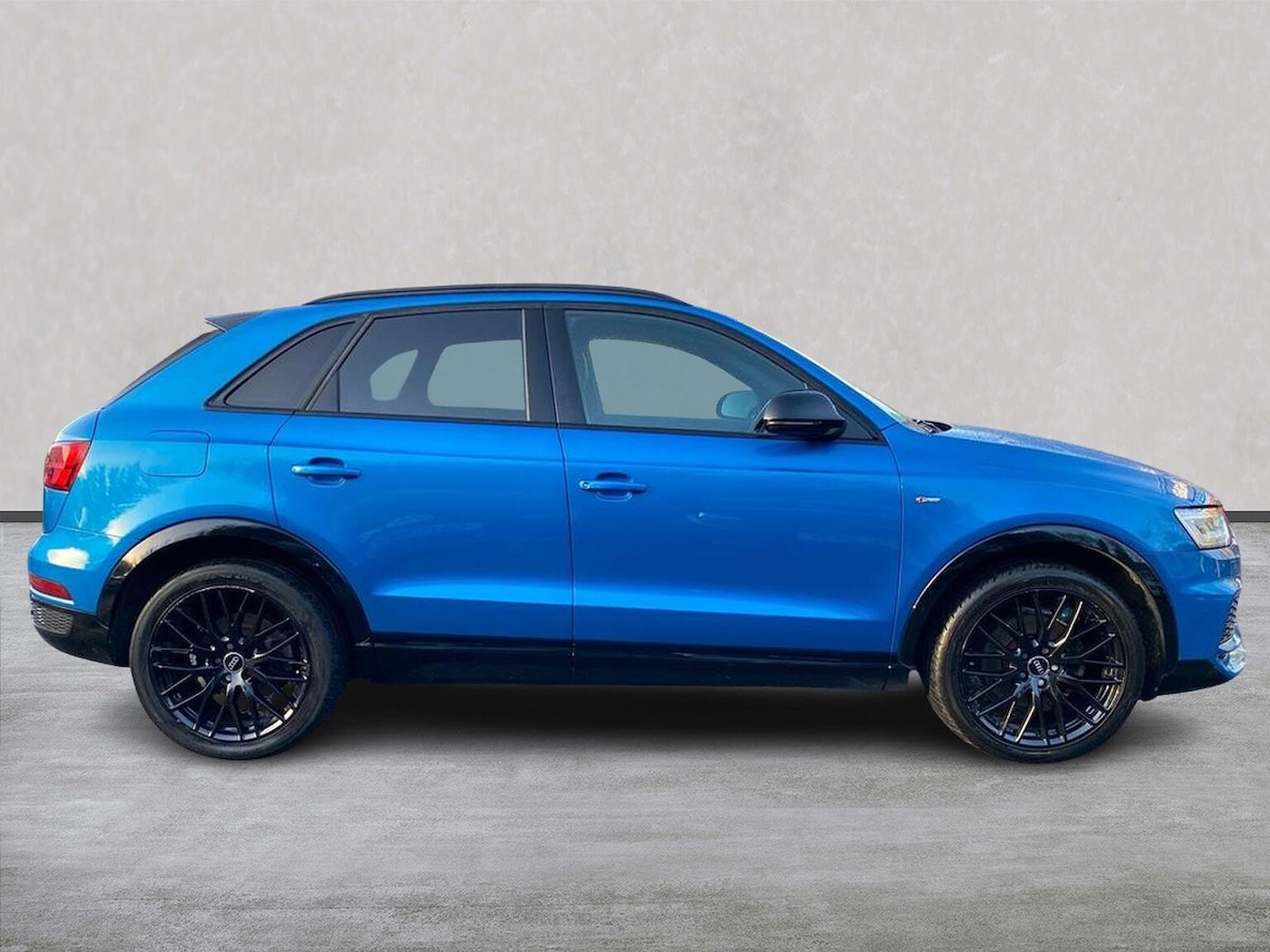 Used Audi Q3 2017 for sale - 77488967: Photo 3