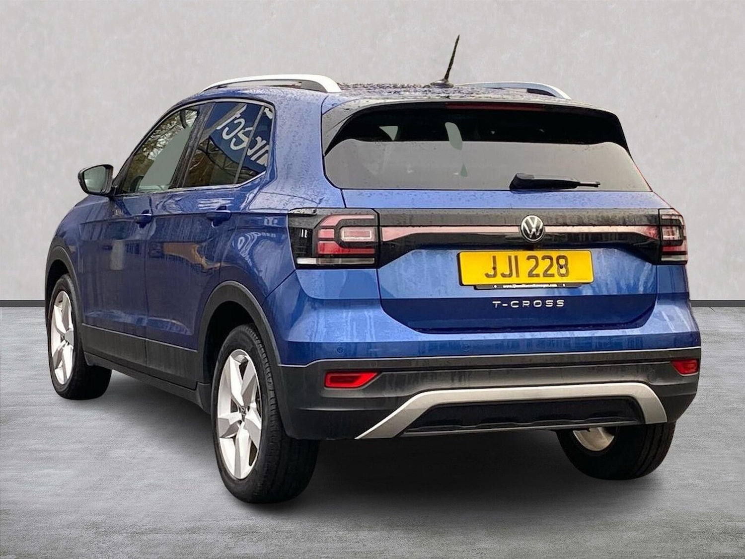 Used Volkswagen T-Cross 2022 for sale - 77542479: Photo 2