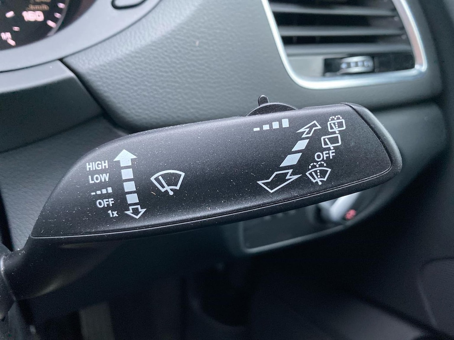 Used Audi Q3 2016 for sale - 77701345: Photo 26