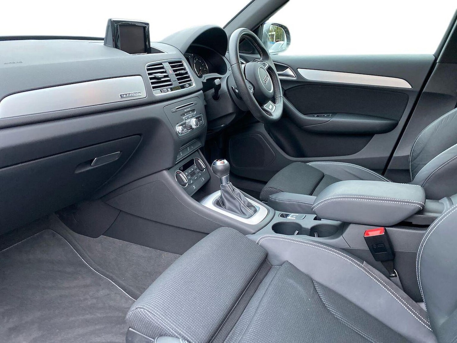 Used Audi Q3 2016 for sale - 77701345: Photo 7