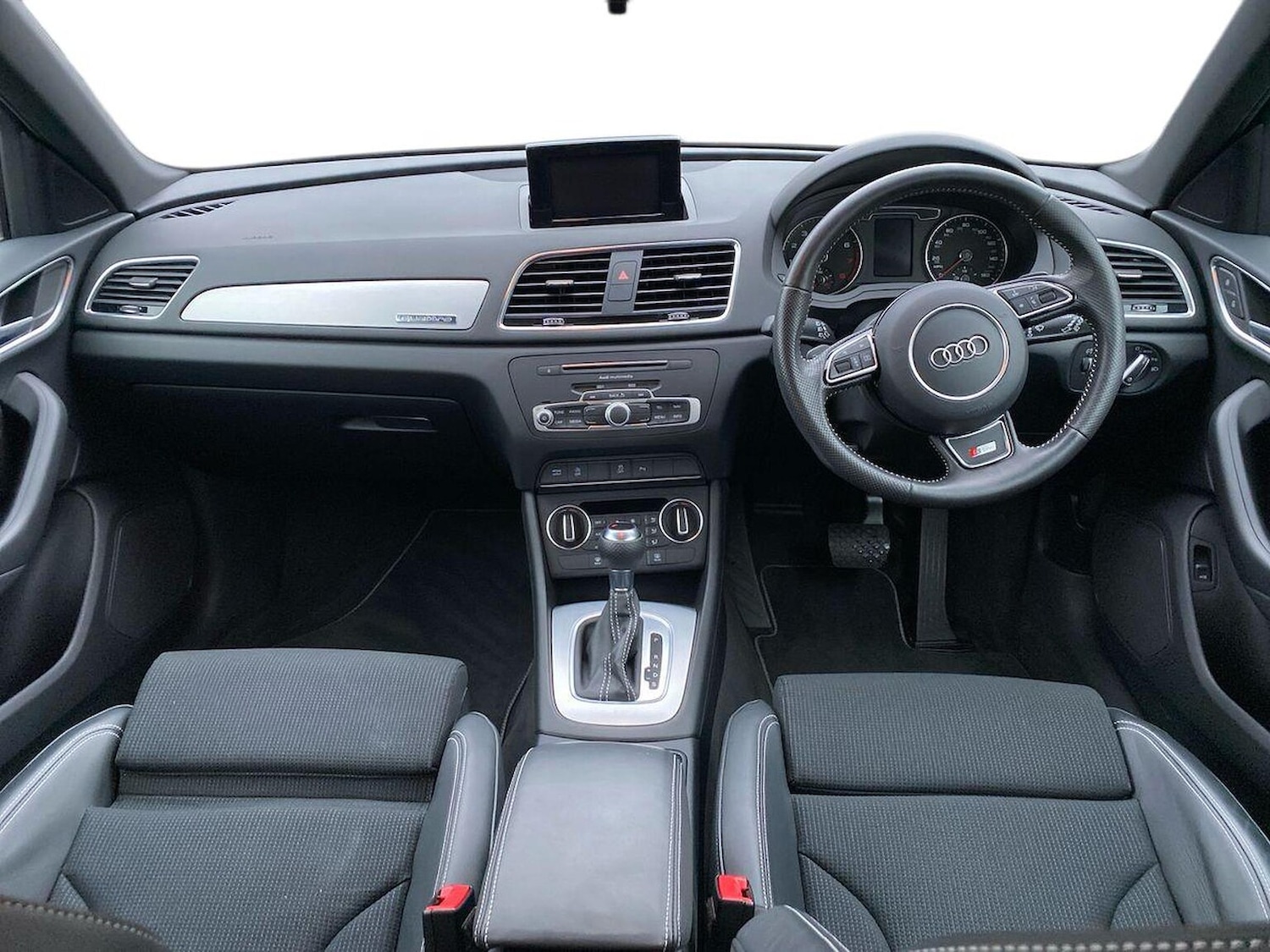 Used Audi Q3 2016 for sale - 77701345: Photo 8