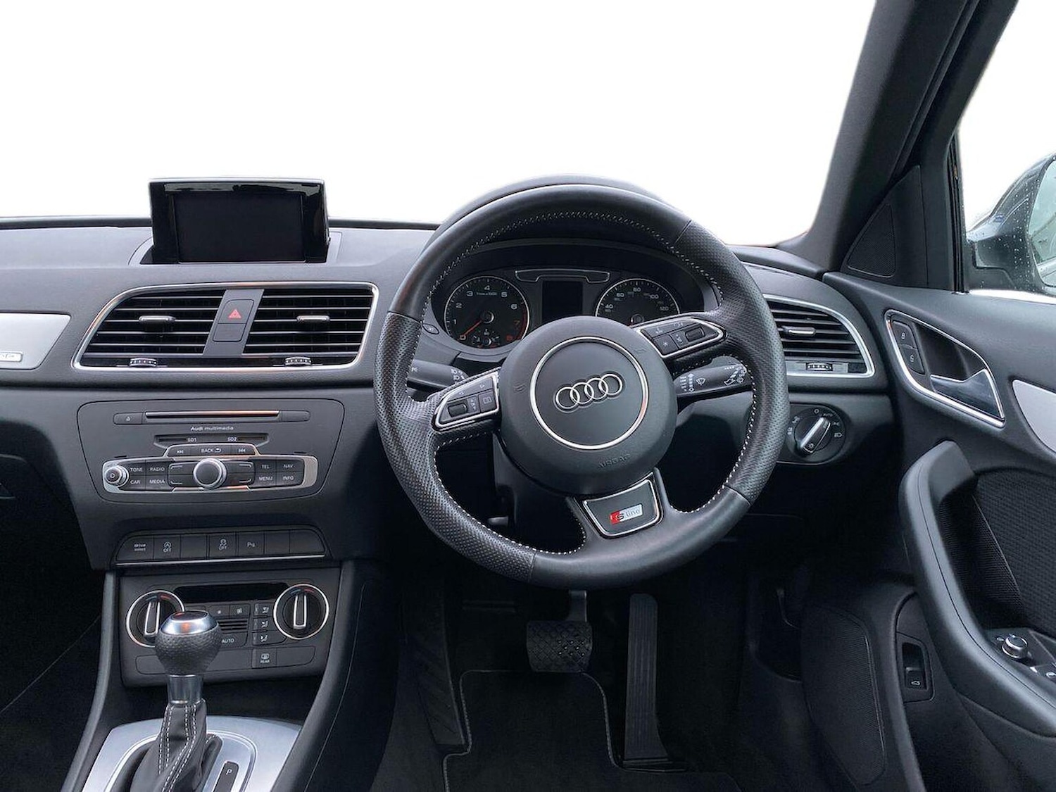 Used Audi Q3 2016 for sale - 77701345: Photo 9