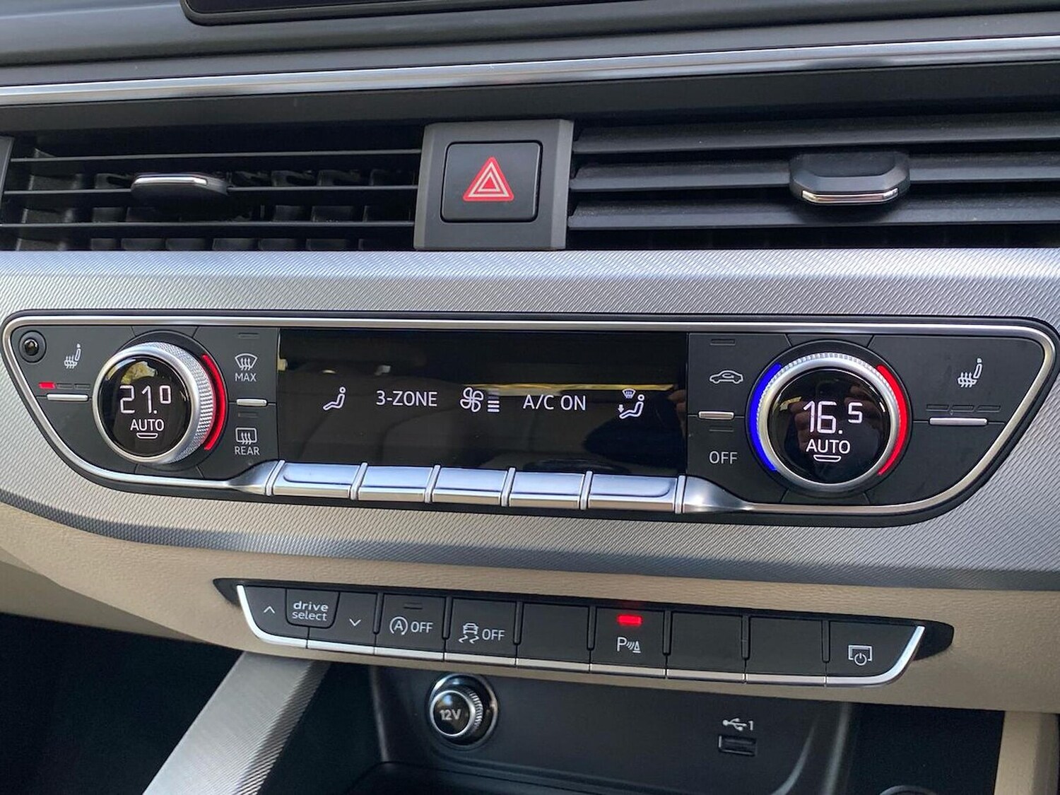 Used Audi A4 2019 for sale - 76281136: Photo 12