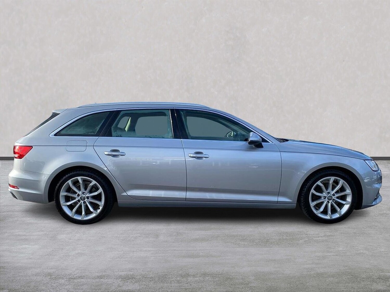 Used Audi A4 2019 for sale - 76281136: Photo 3