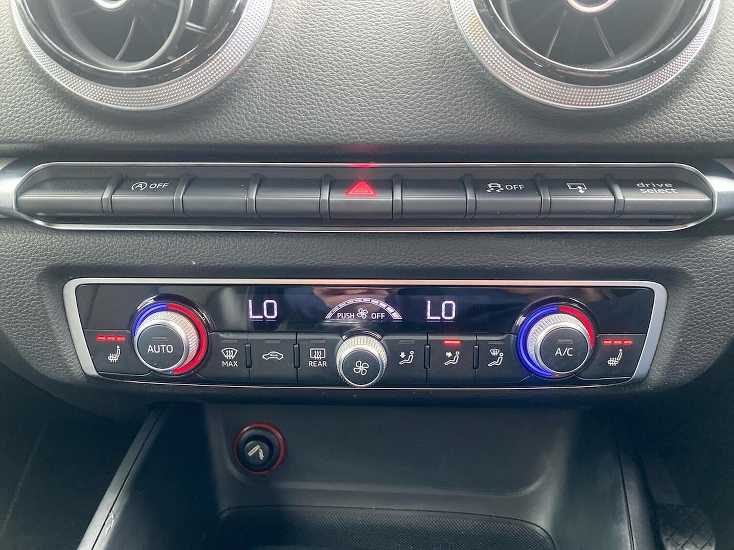 Used Audi A3 2016 for sale - 76281147: Photo 12