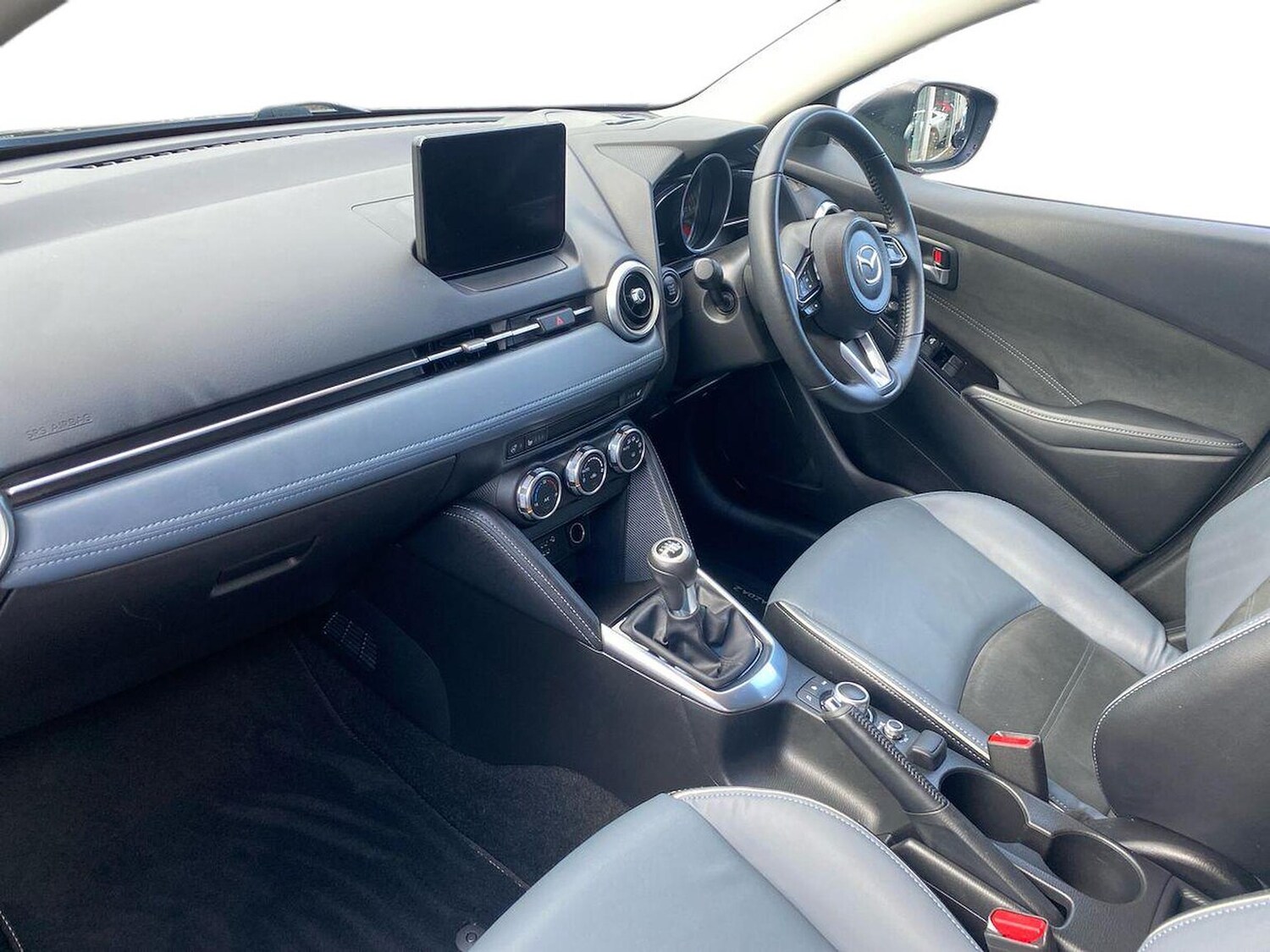 Used Mazda Mazda2 2022 for sale - 78195689: Photo 9