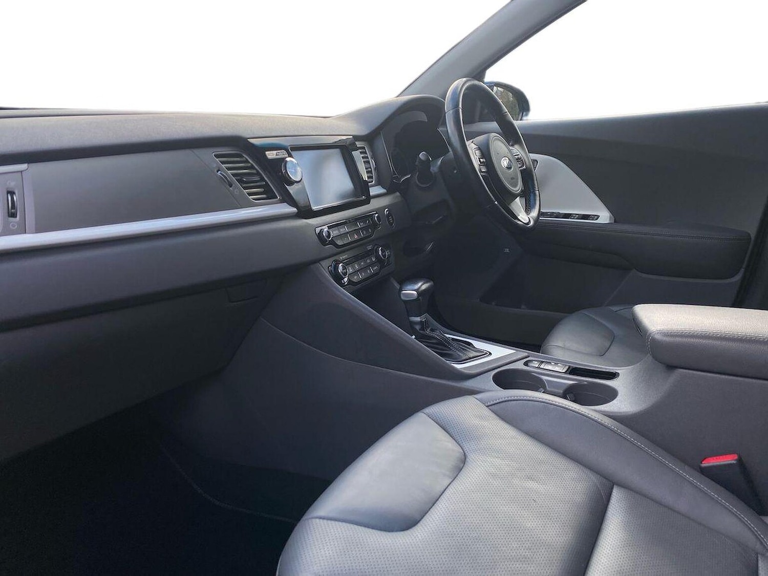 Used Kia Niro 2018 for sale - 77888593: Photo 7