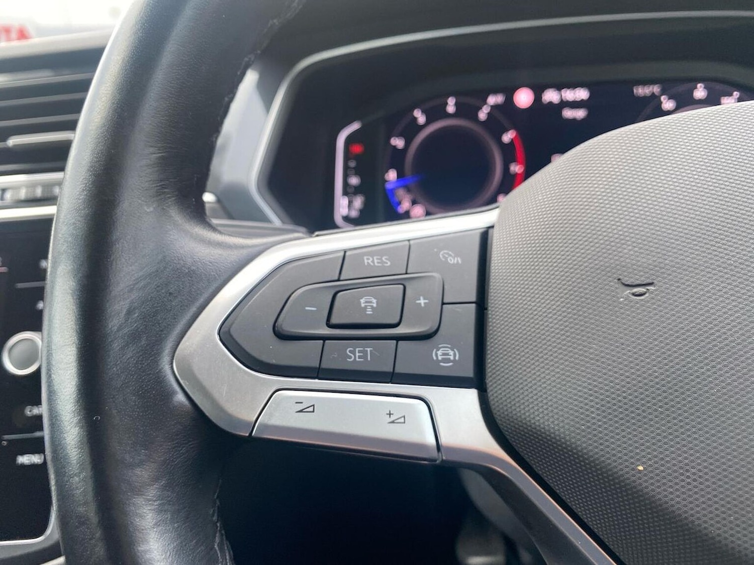 Used Volkswagen Tiguan Allspace 2023 for sale - 77901713: Photo 26