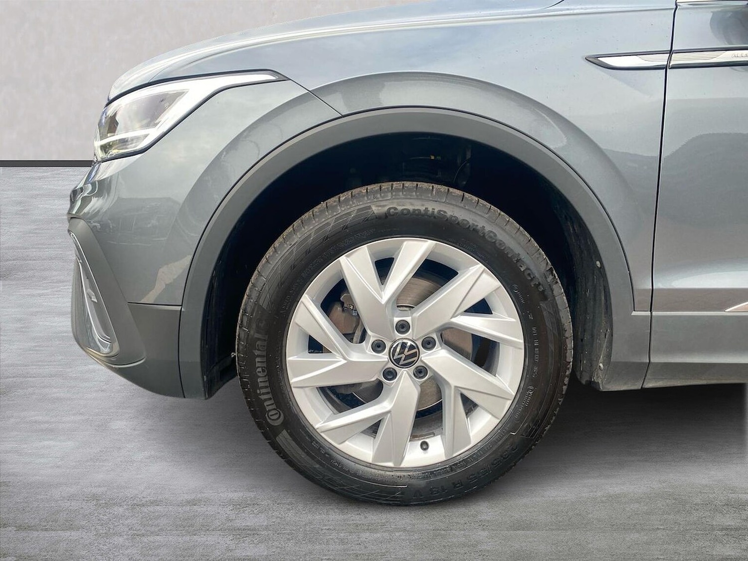 Used Volkswagen Tiguan Allspace 2023 for sale - 77901713: Photo 6