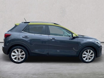 Used Kia Stonic 2018 for sale - 75490468: Photo