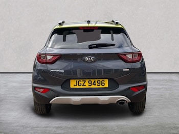 Used Kia Stonic 2018 for sale - 75490468: Photo