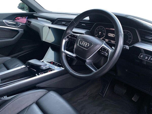 Used Audi e-tron 2019 for sale - 76115464: Photo 15