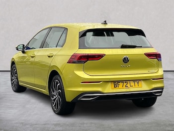 Used Volkswagen Golf 2022 for sale - 77707473: Photo