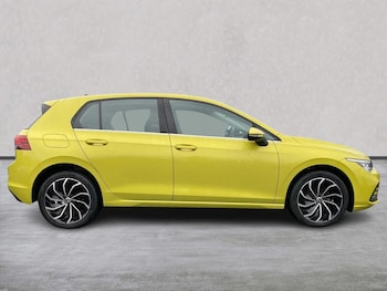 Used Volkswagen Golf 2022 for sale - 77707473: Photo