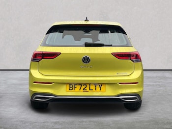 Used Volkswagen Golf 2022 for sale - 77707473: Photo