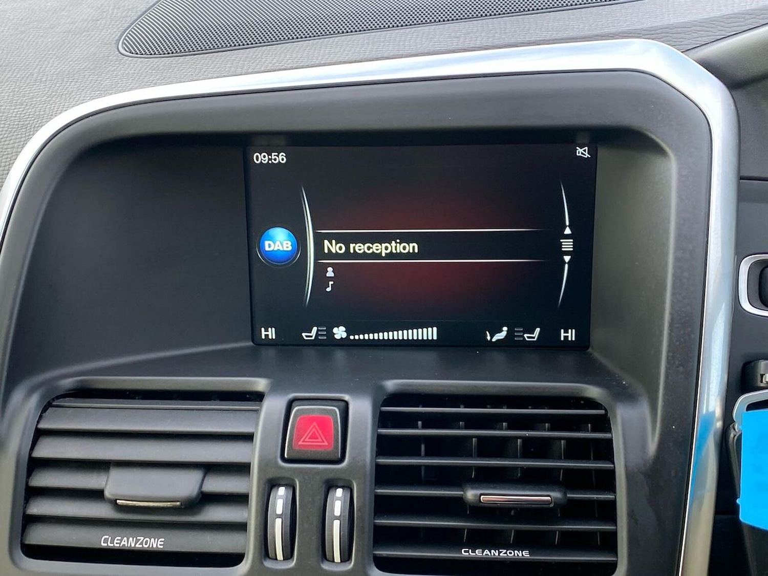 Used Volvo XC60 2016 for sale - 76931607: Photo 11