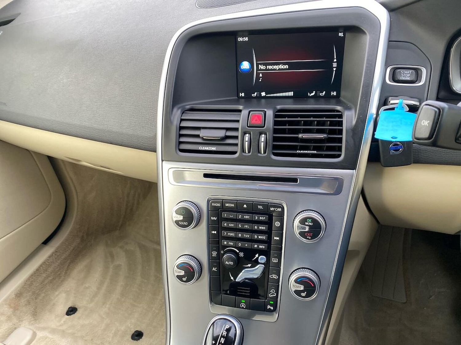 Used Volvo XC60 2016 for sale - 76931607: Photo 12