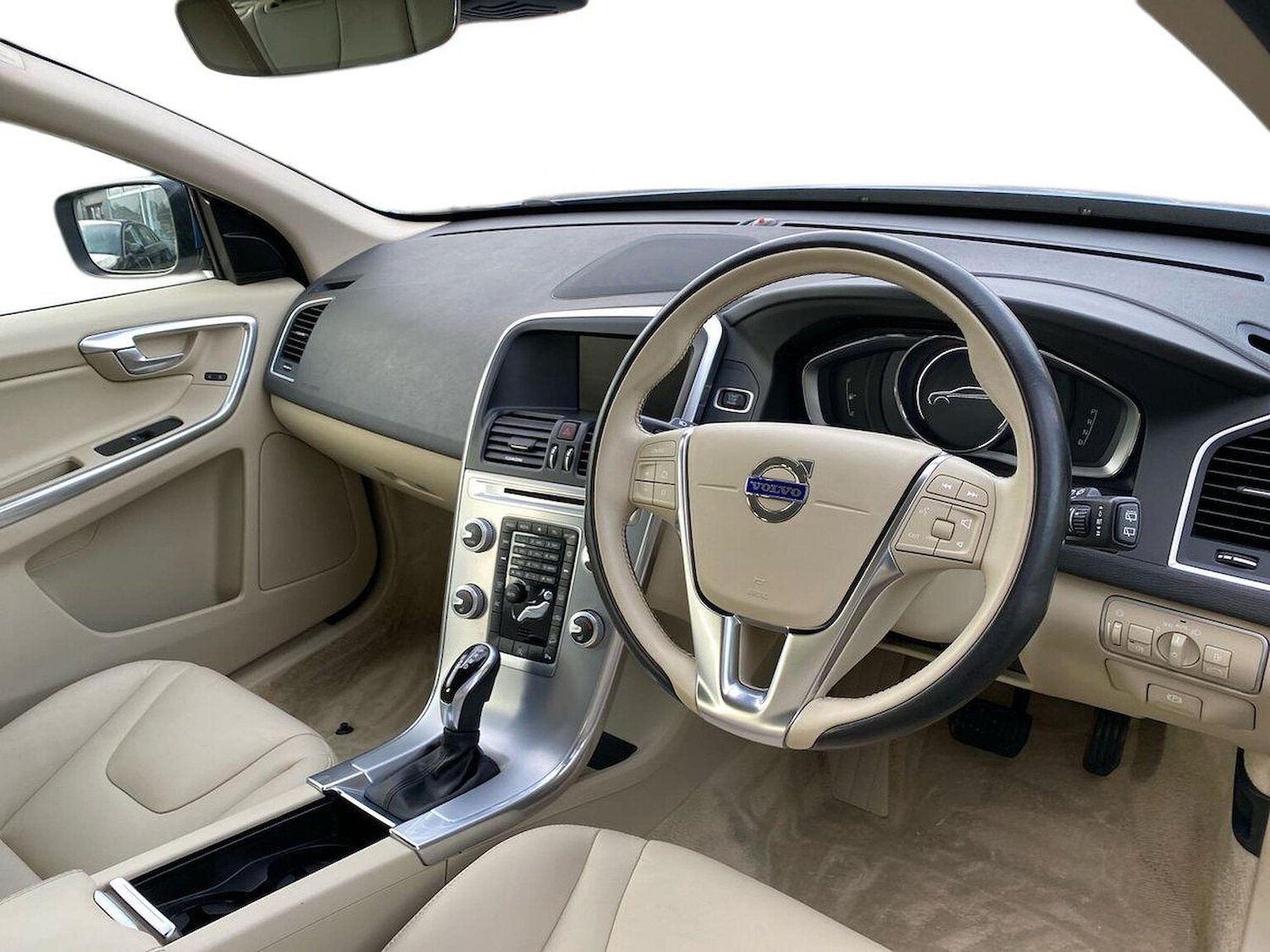 Used Volvo XC60 2016 for sale - 76931607: Photo 15