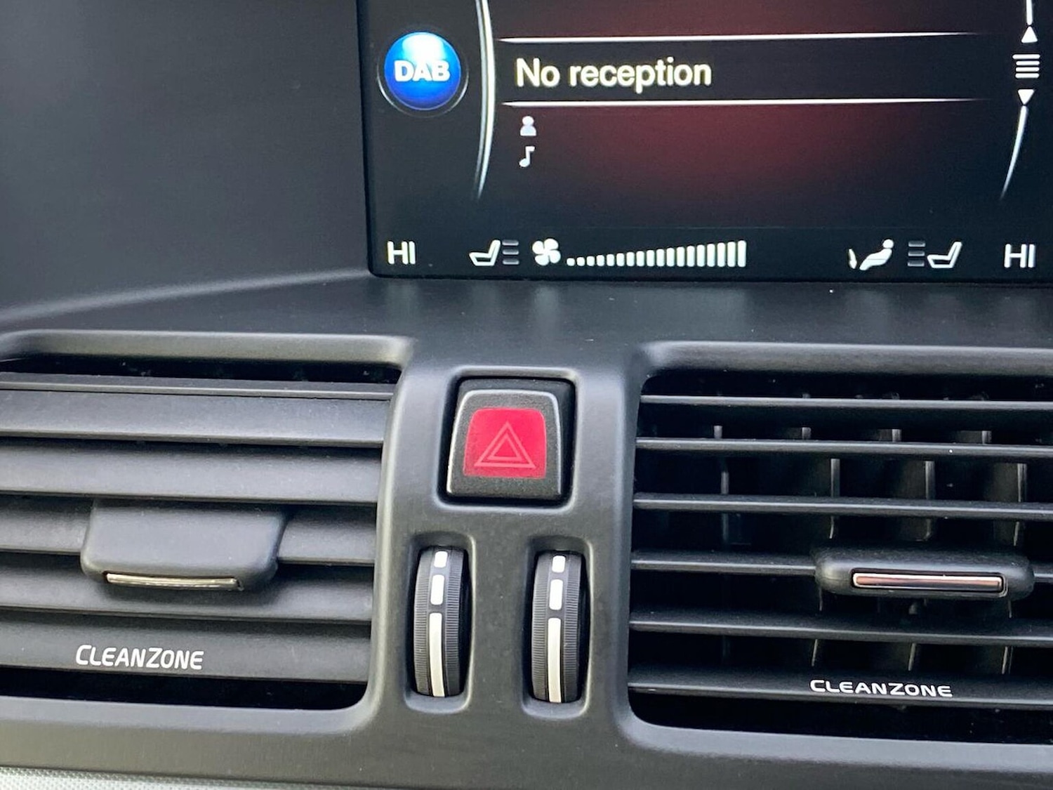 Used Volvo XC60 2016 for sale - 76931607: Photo 22