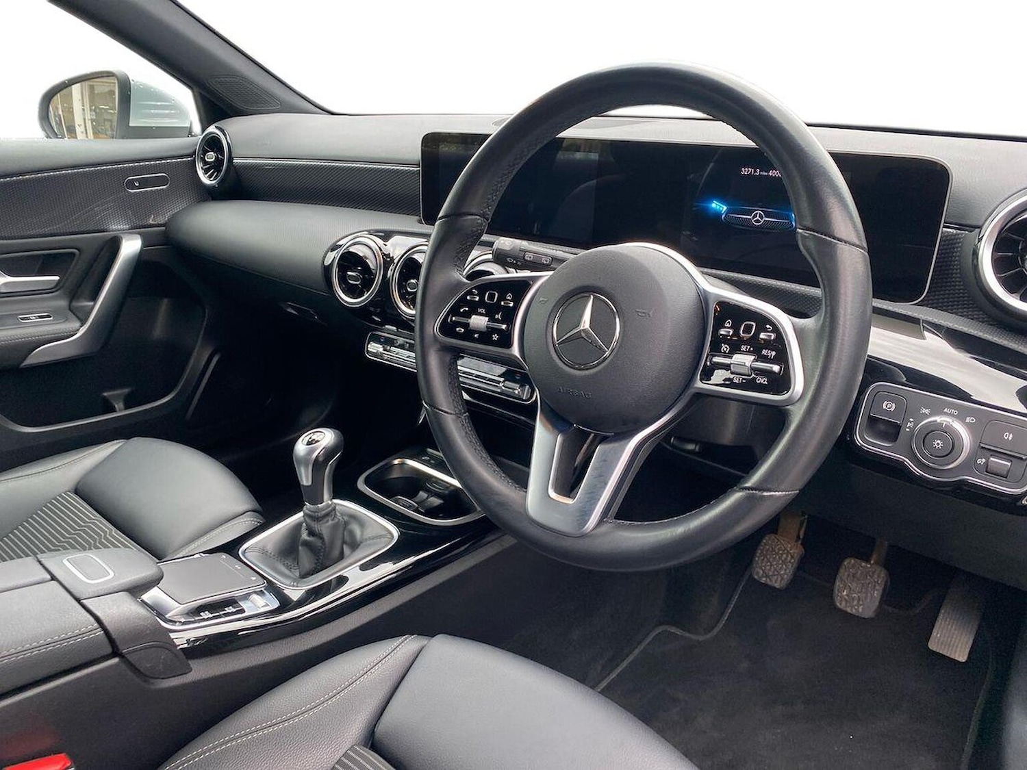 Used Mercedes-Benz A-Class 2018 for sale - 77701348: Photo 15