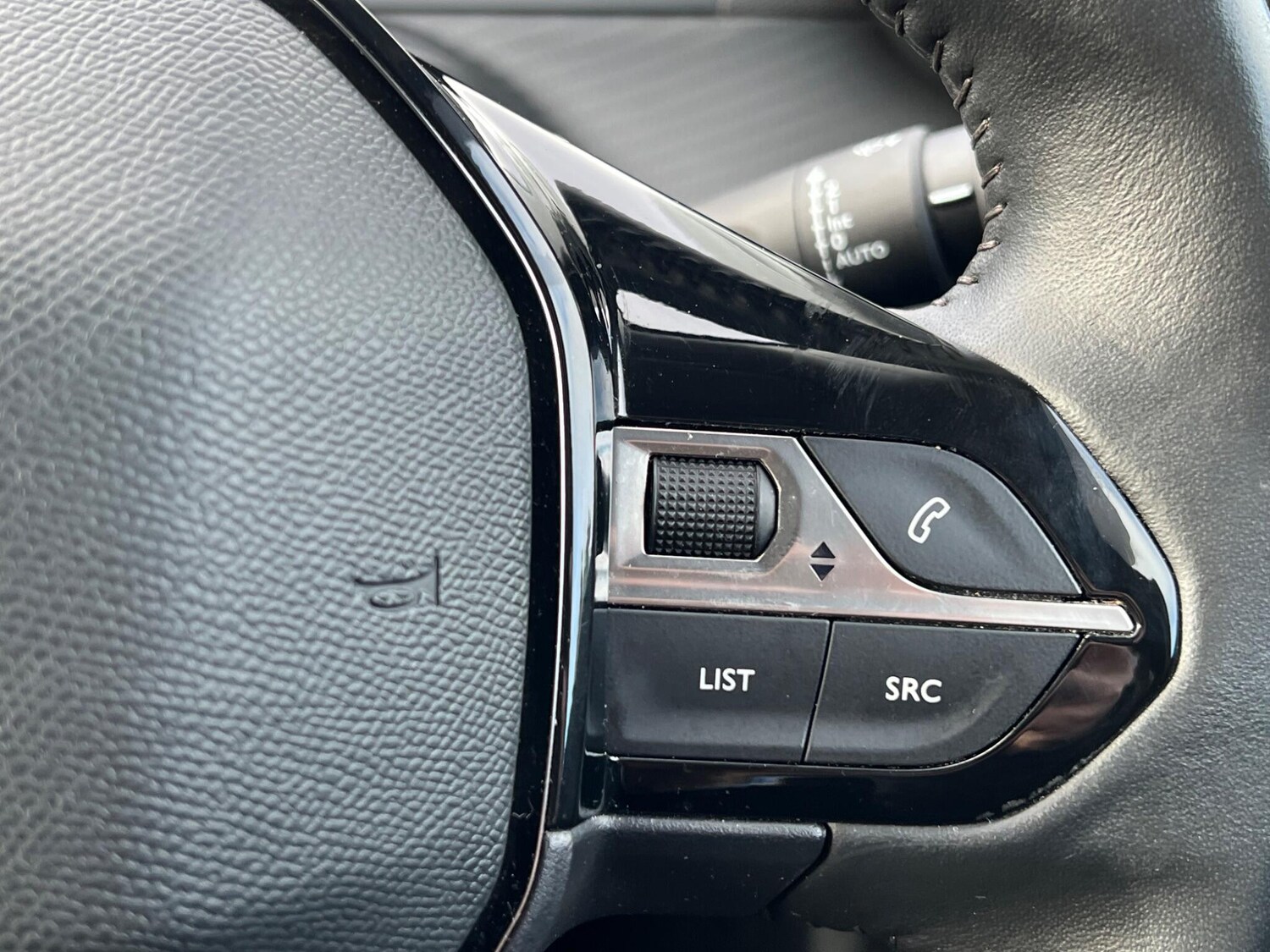 Used Peugeot 2008 2021 for sale - 77166475: Photo 40