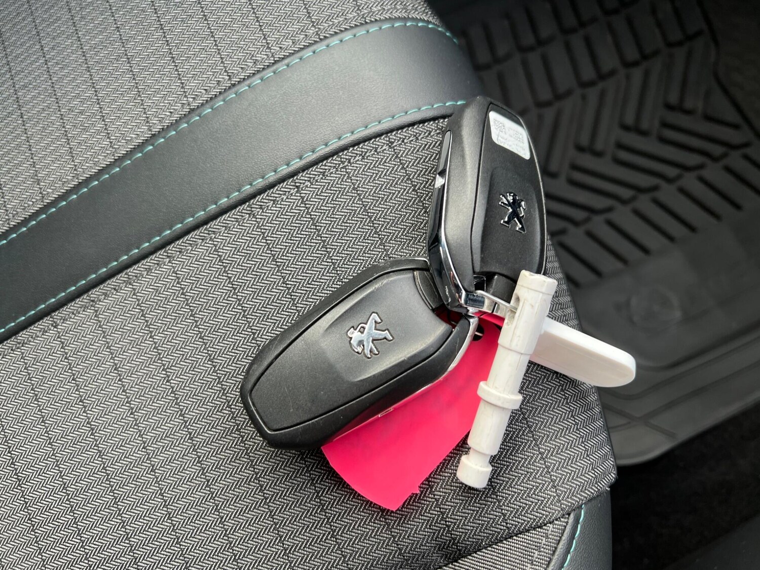 Used Peugeot 2008 2021 for sale - 77166475: Photo 54