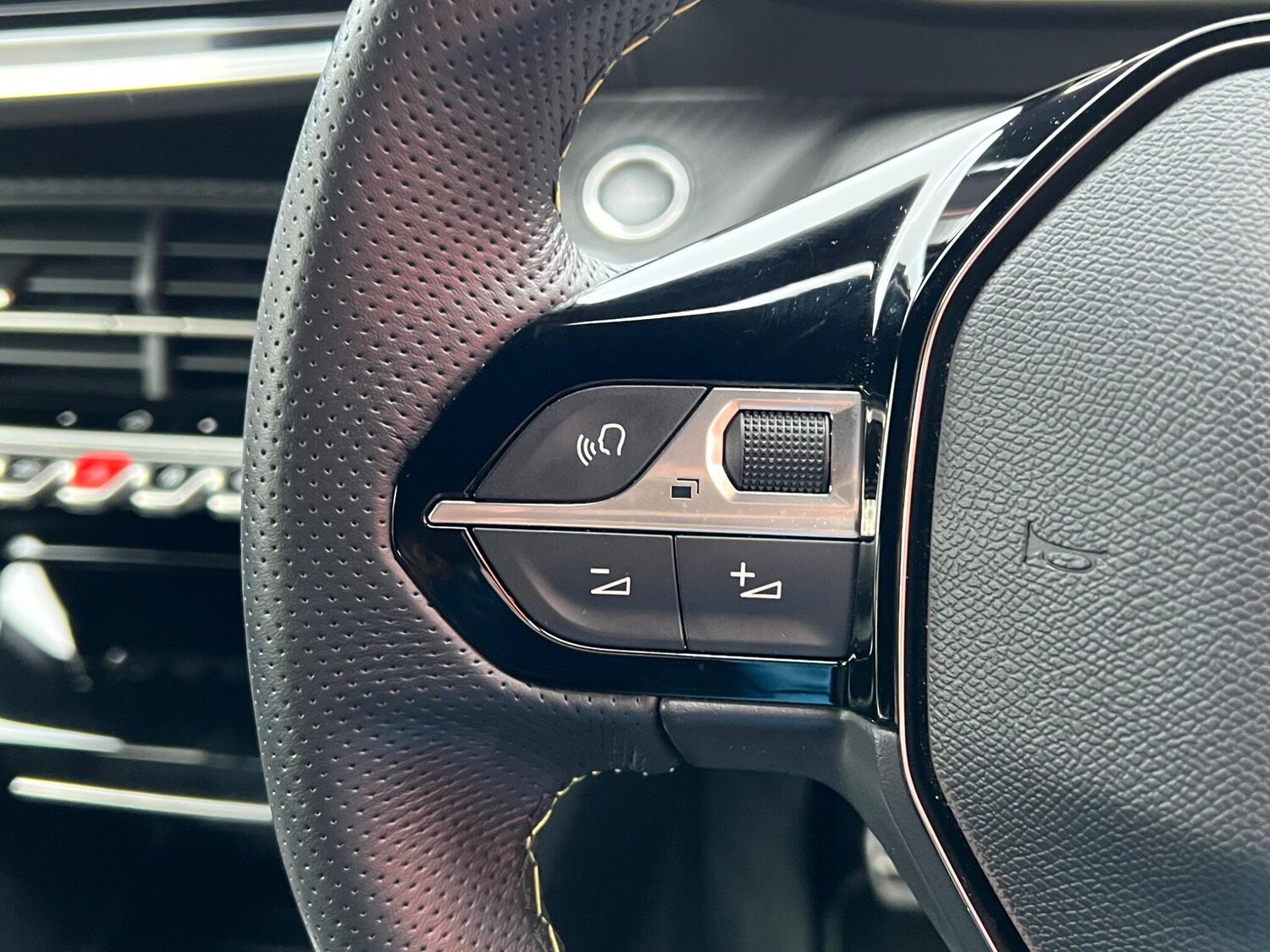 Used Peugeot 208 2024 for sale - 76521596: Photo 32