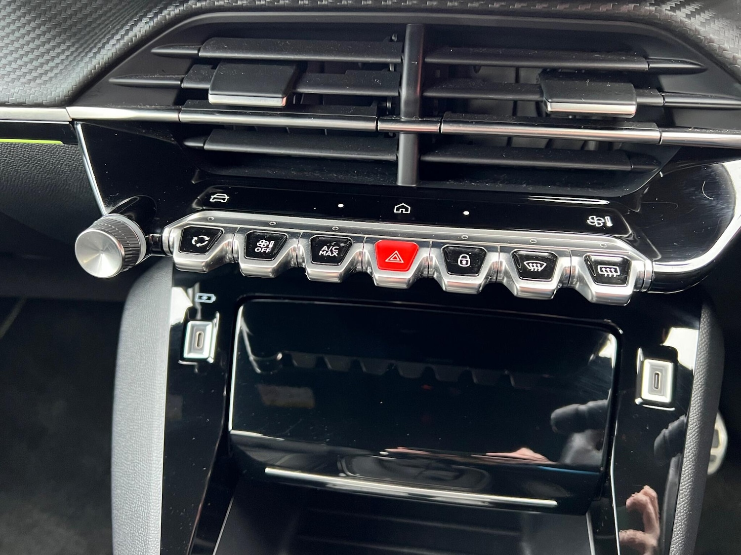 Used Peugeot 208 2024 for sale - 76521596: Photo 42