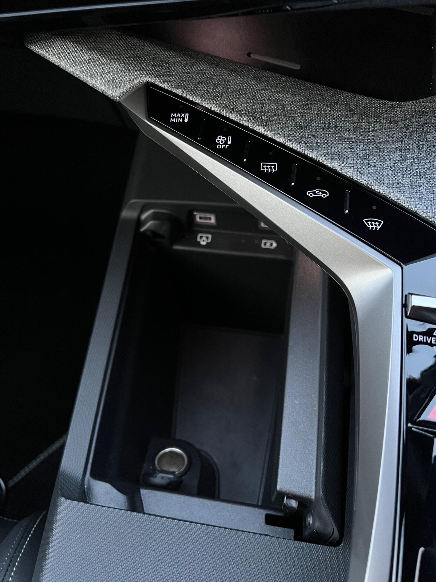 Used Peugeot 3008 2025 for sale - 76866579: Photo 54