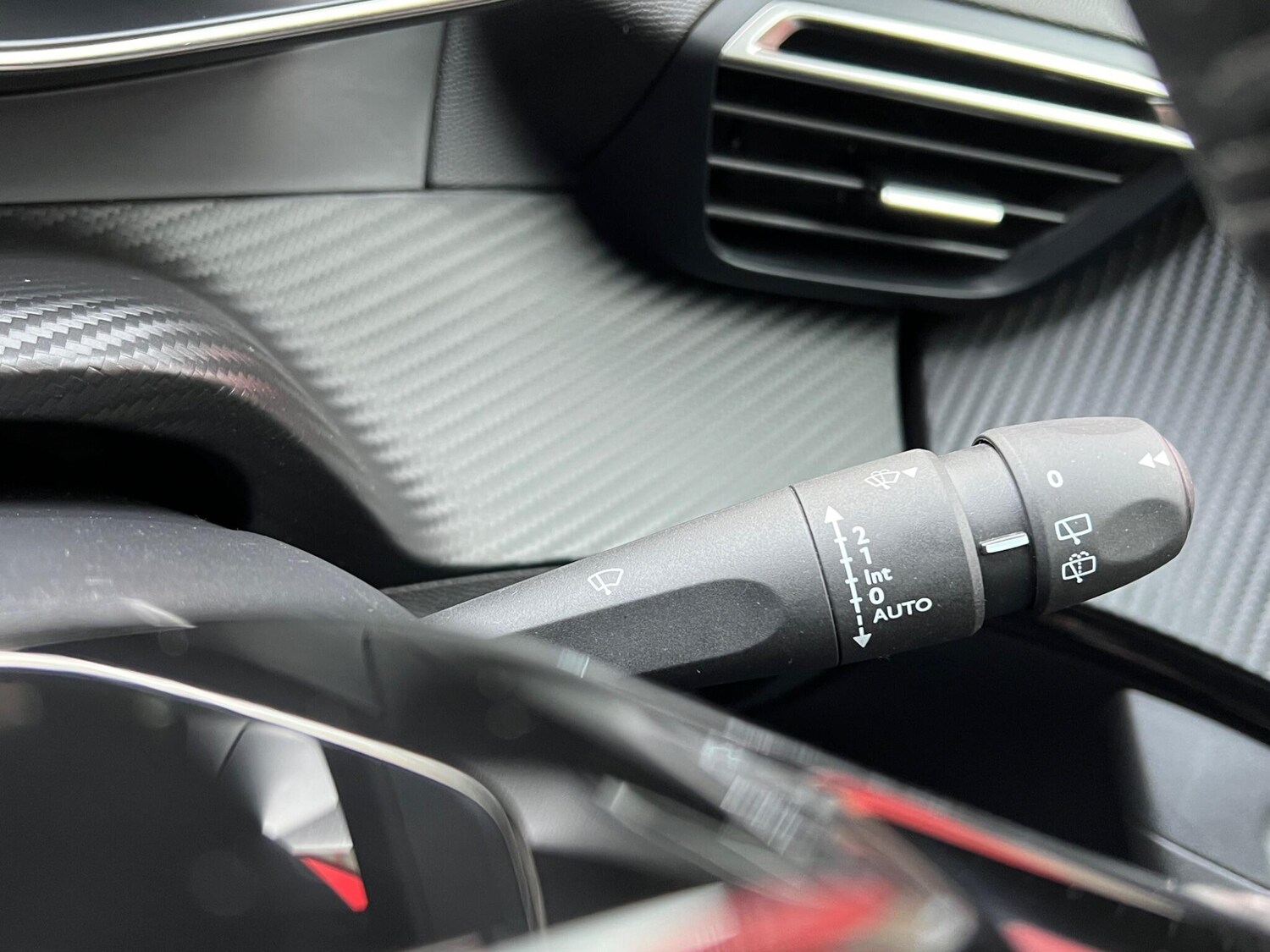 Used Peugeot 2008 2023 for sale - 76753125: Photo 38