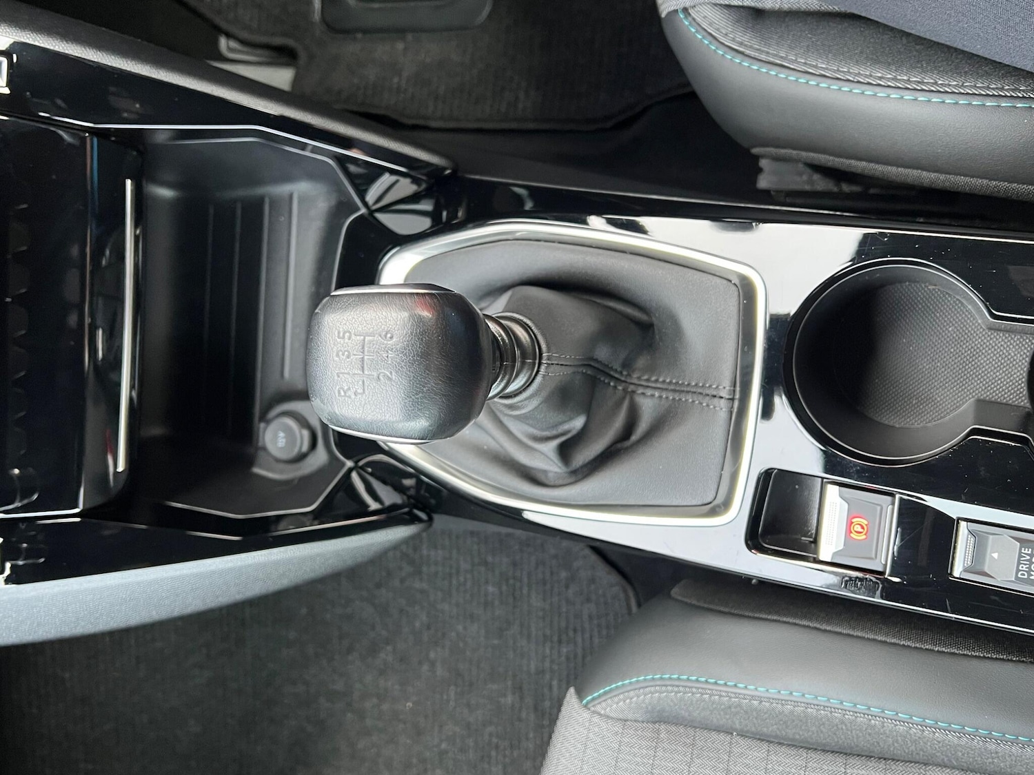 Used Peugeot 2008 2023 for sale - 76753125: Photo 47