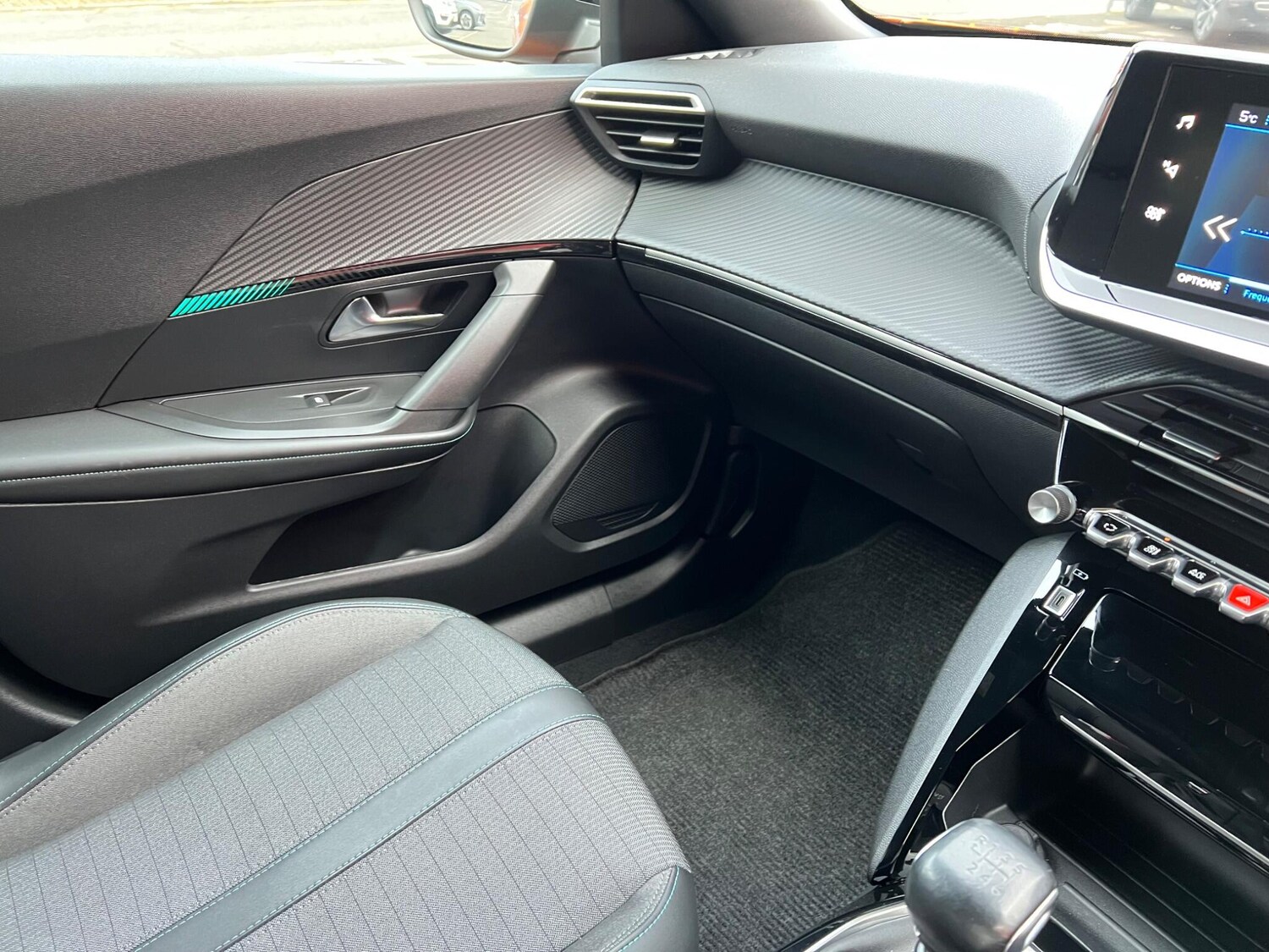 Used Peugeot 2008 2023 for sale - 76753125: Photo 48