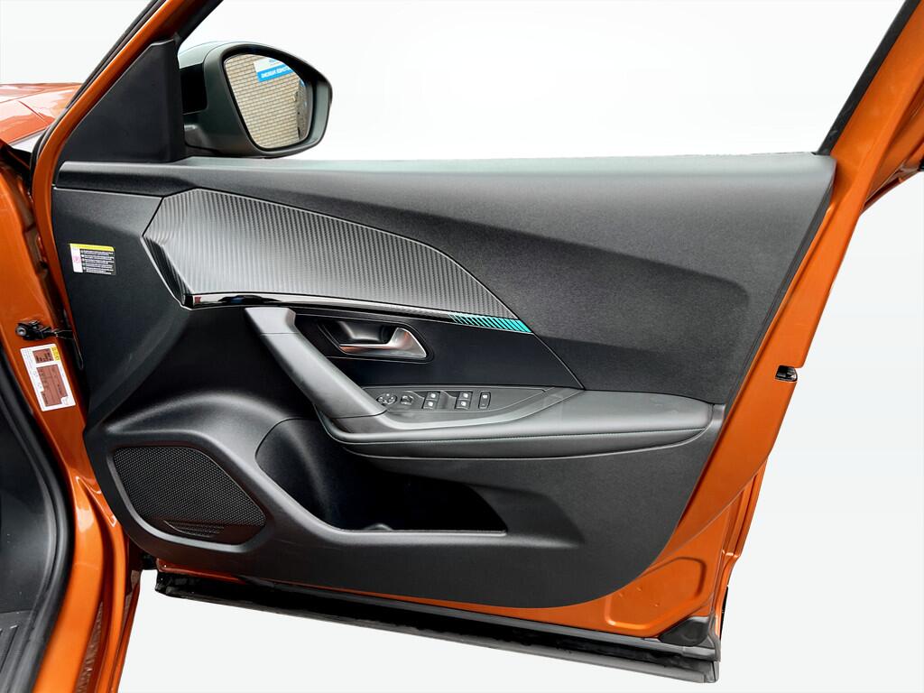 Used Peugeot 2008 2023 for sale - 76753125: Photo 7