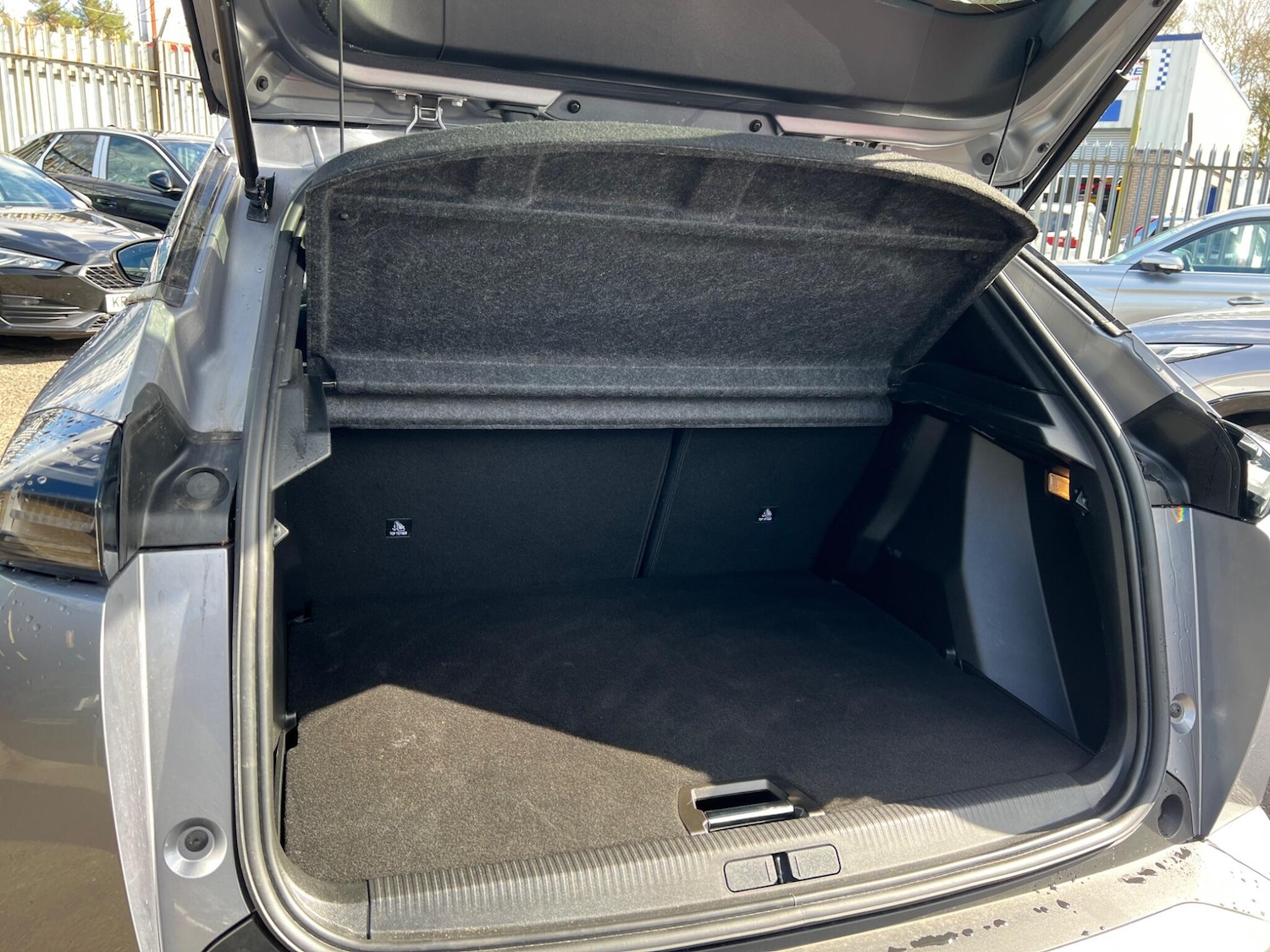 Used Peugeot 2008 2024 for sale - 77658651: Photo 21