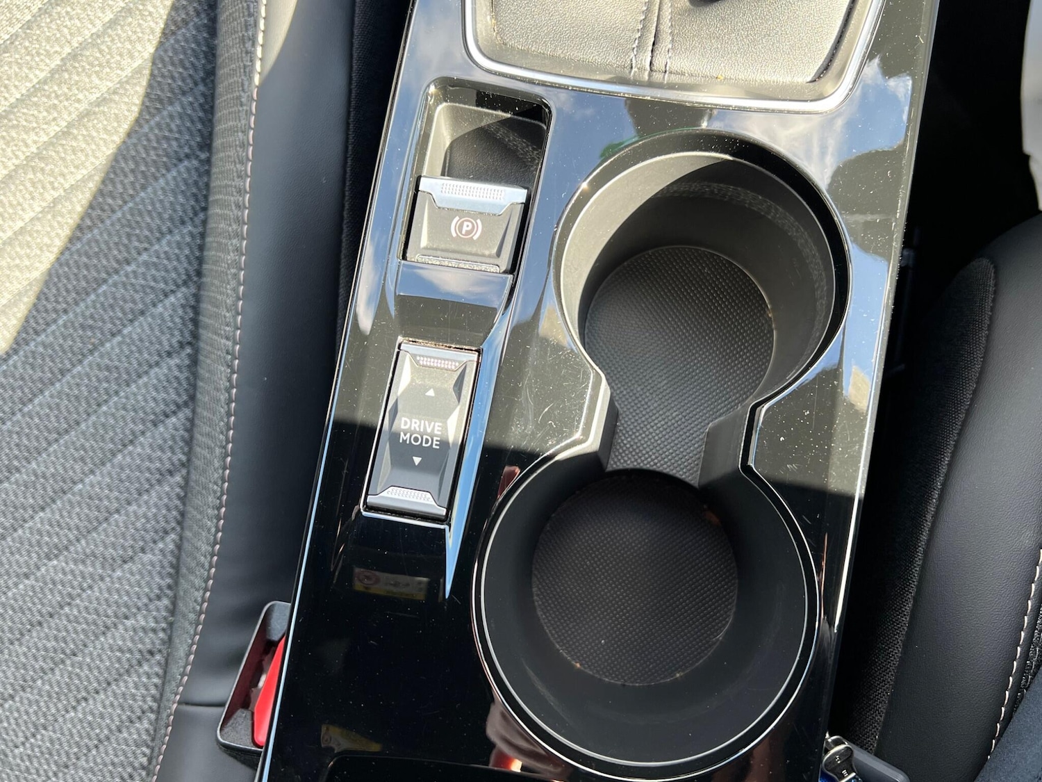 Used Peugeot 2008 2024 for sale - 77658651: Photo 37